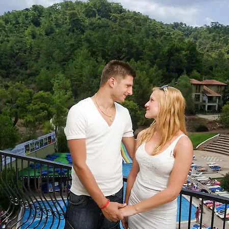 Kervansaray 4* Μαρμαρίς