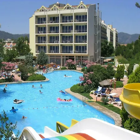 Ξενοδοχείο Kervansaray Μαρμαρίς
